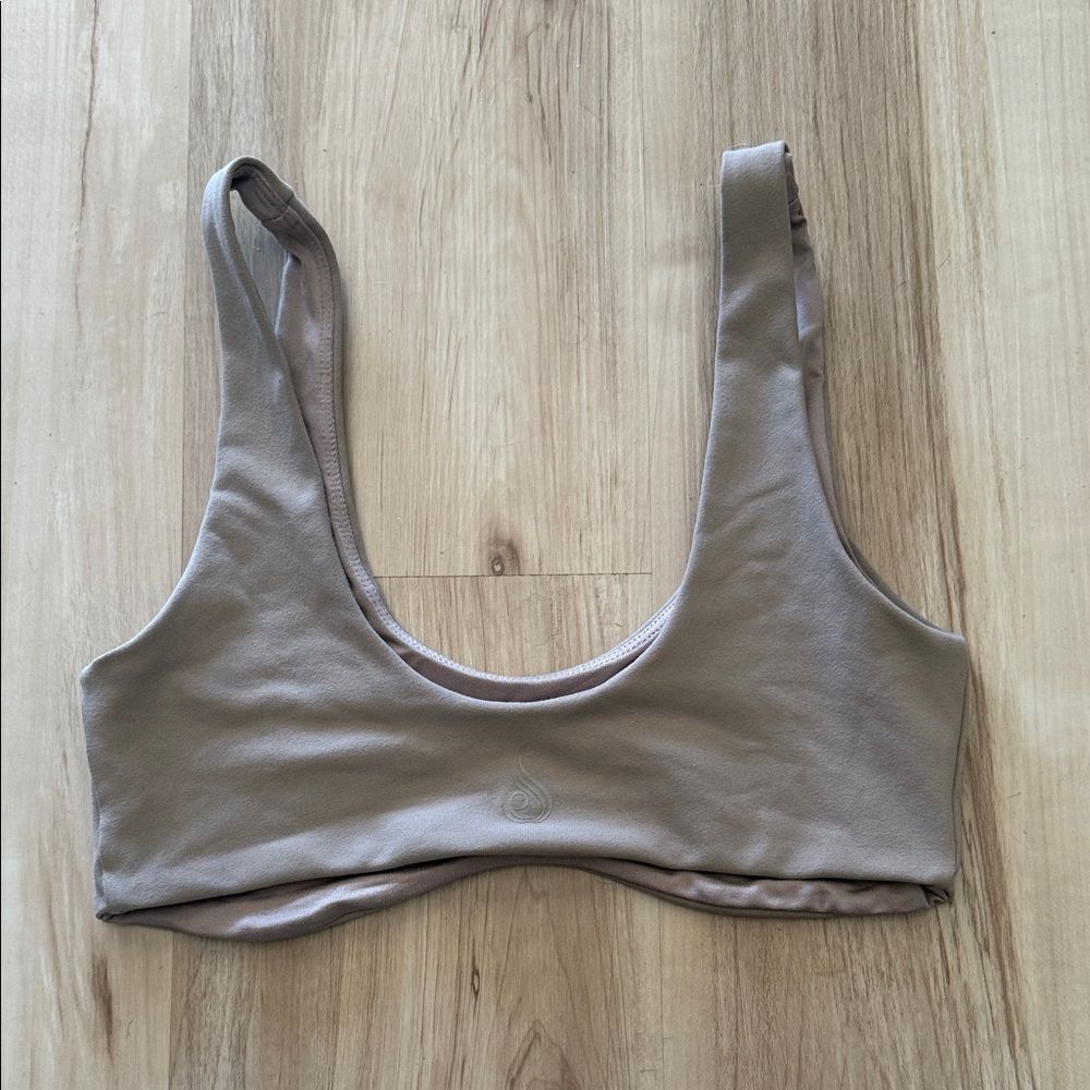 Ryderwear UNSTOPPABLE LOUNGE SPORTS BRA in Beige - Picture 2 of 5